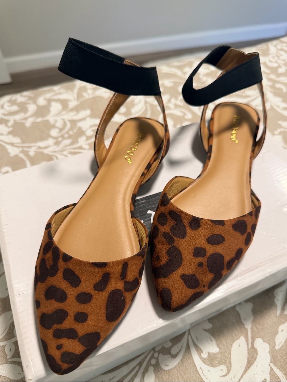 NWT Bamboo Brown & Black Jaguar/Cheetah/Leopard Print Flats